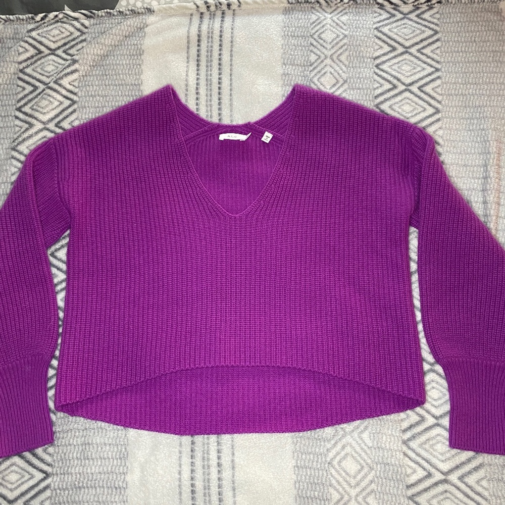 A.L.C. Melanie Crop Sweater in Orchid Wool V-Neck Size S
